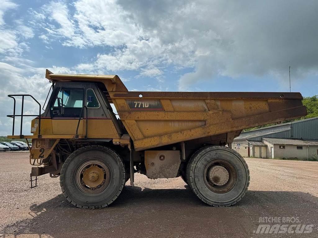 CAT 771D Dumpere