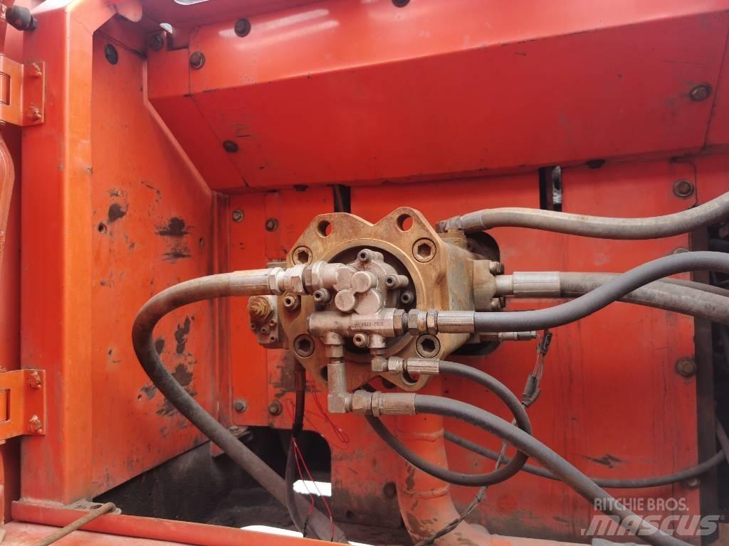 Doosan DX 300 LC Gravemaskiner på larvebånd