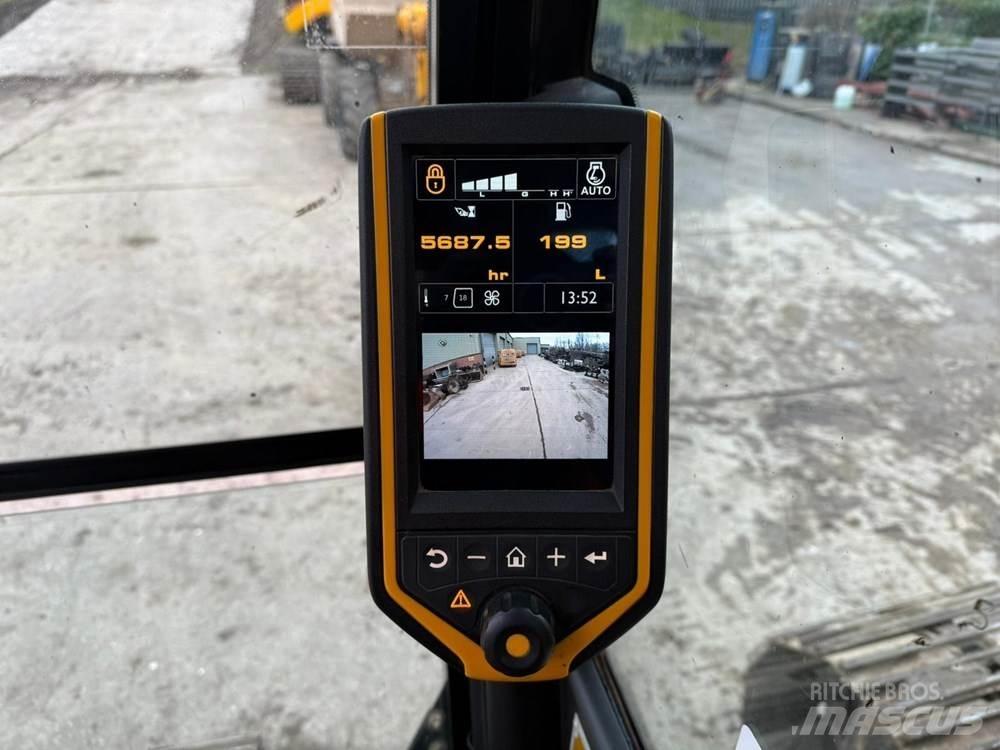JCB JS145 Gravemaskiner på larvebånd