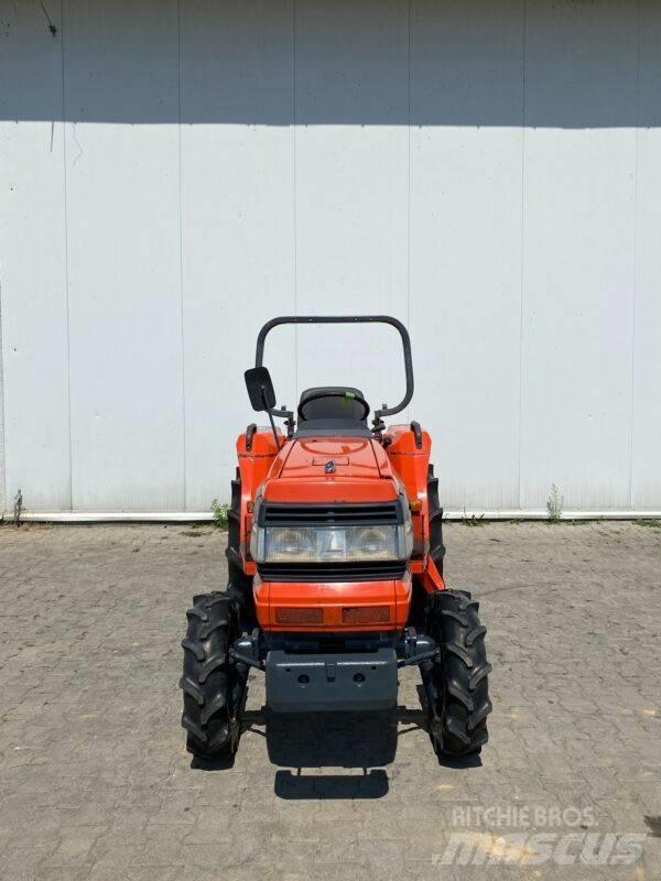 Kubota GL 221 Kompakte traktorer
