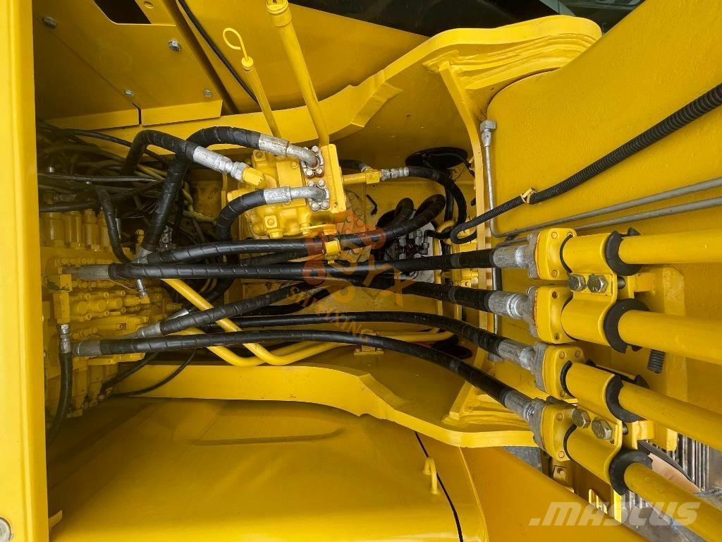 Komatsu PC 220-7 Gravemaskiner på larvebånd