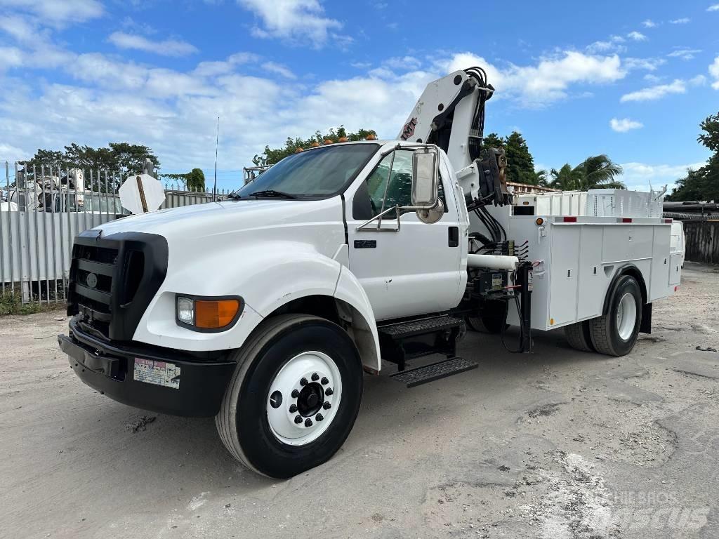 Ford F 750 XL SD Lastbil med kran