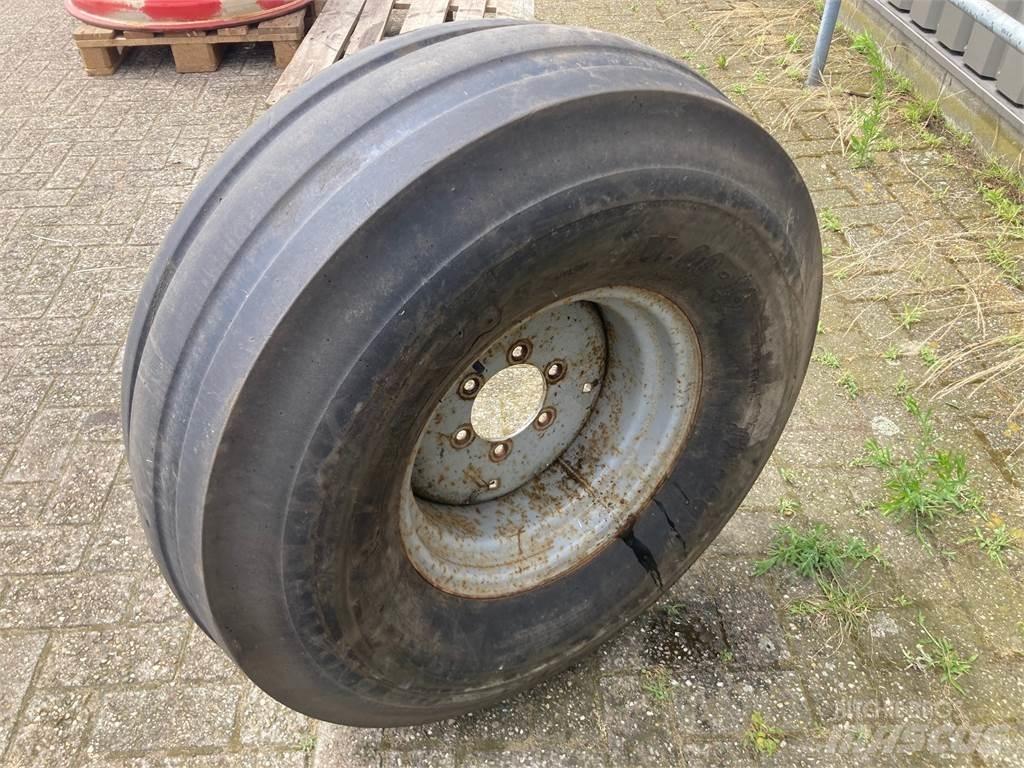 BKT 11.00-16 Hjul, Dæk og Fælge