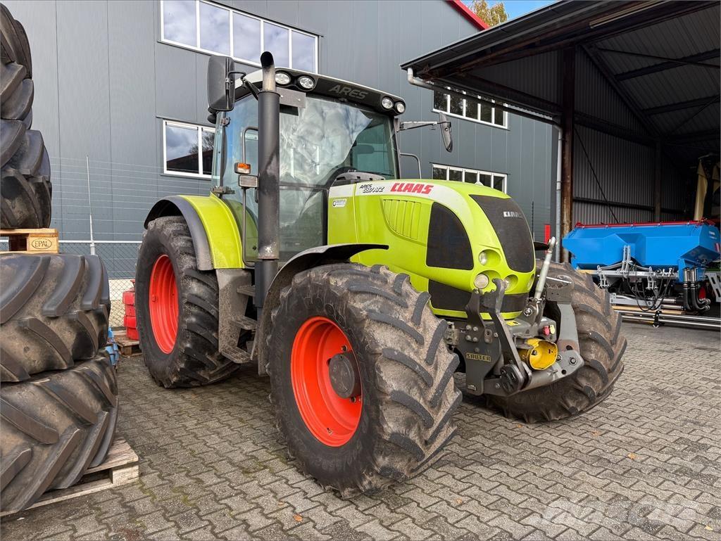 CLAAS Ares 697 ATZ Traktorer