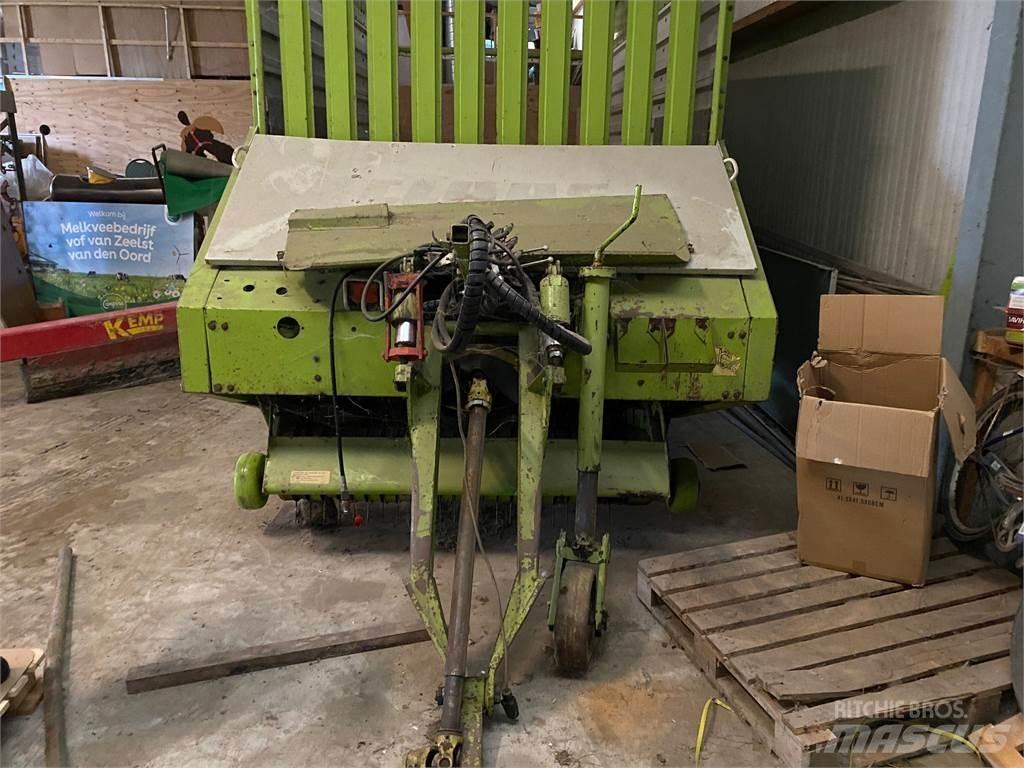 CLAAS Sprint 335 P Selvlæssende vogne