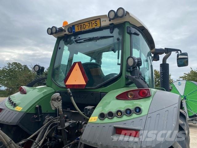 Fendt 516 Traktorer