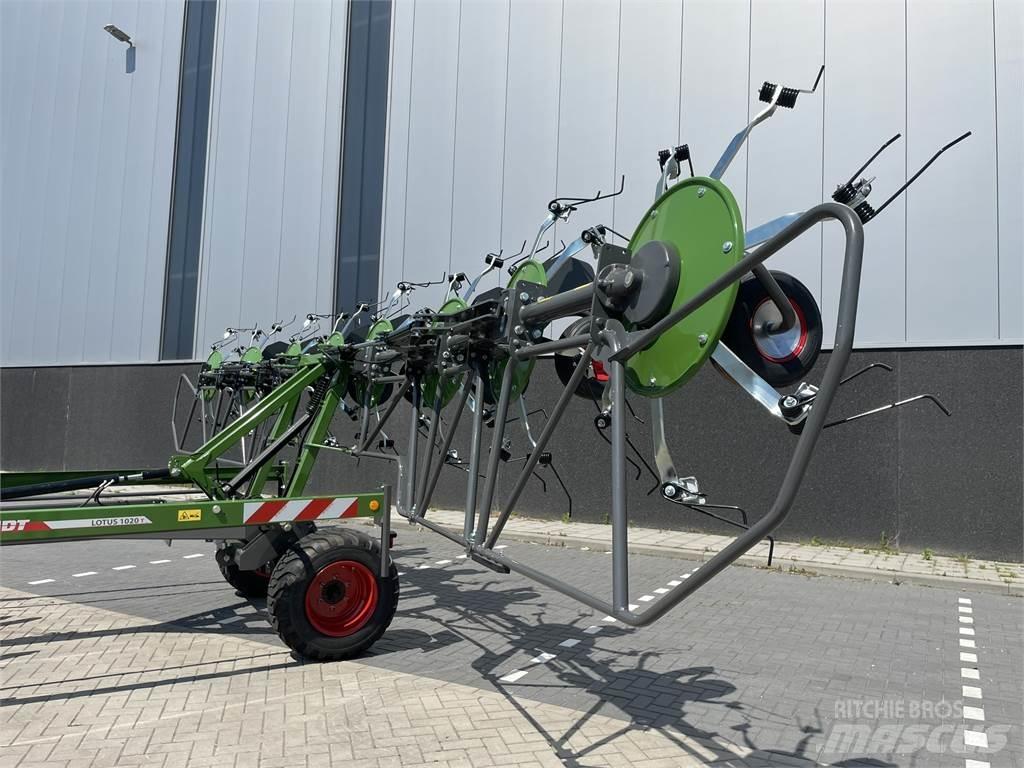 Fendt Lotus 1020 River og høvendere