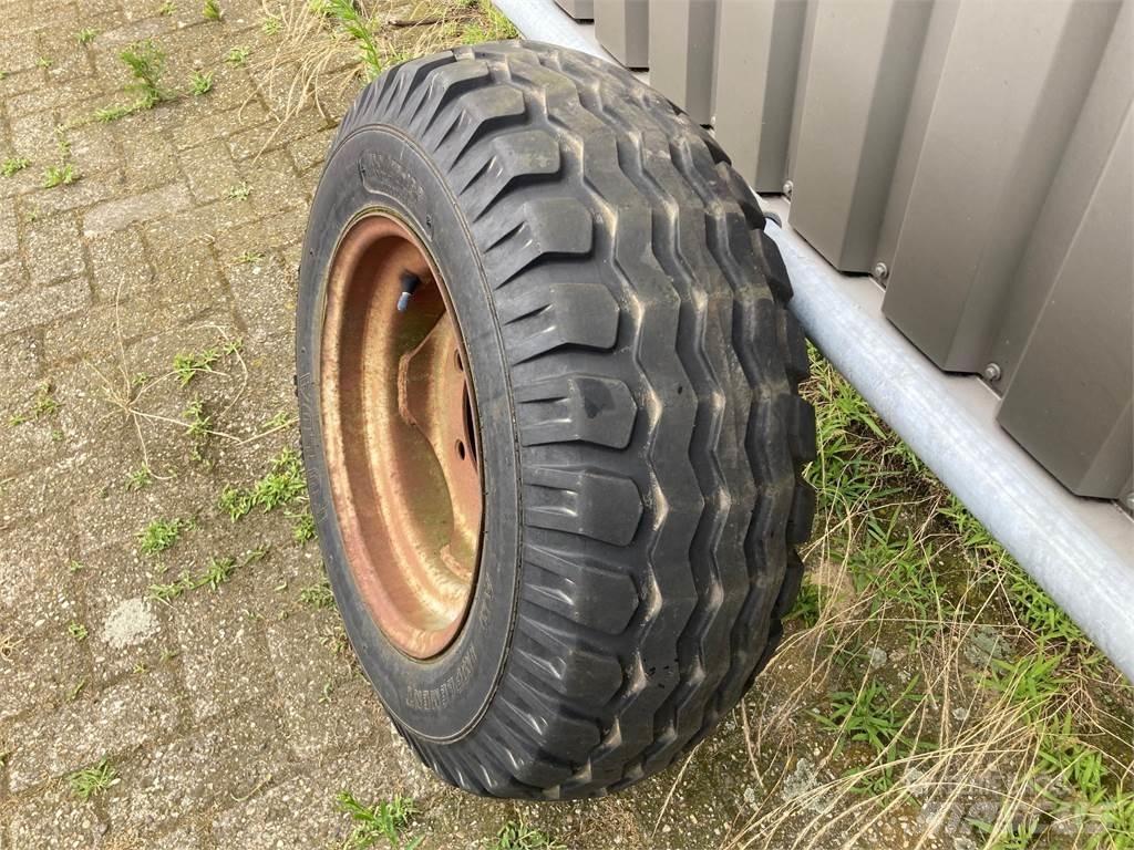Fulda 10.0/75-15.3 Hjul, Dæk og Fælge