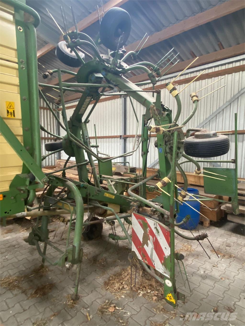 Krone KW7.70/6x7 River og høvendere