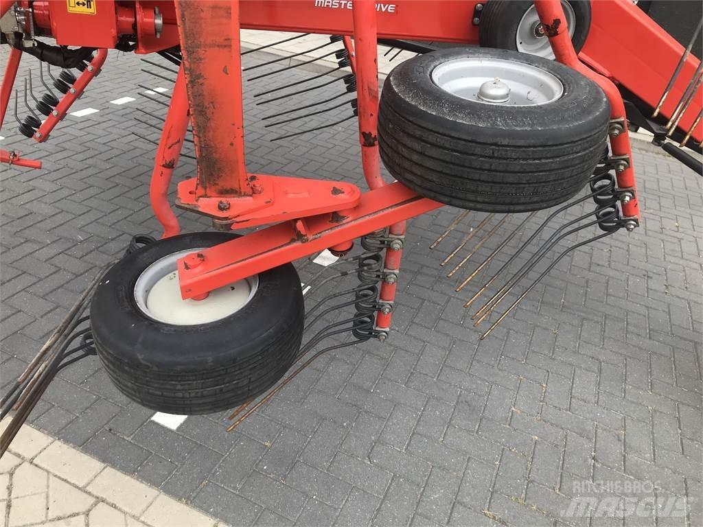 Kuhn GA 8731 hark River og høvendere