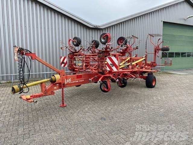 Lely Lotus 1325 River og høvendere