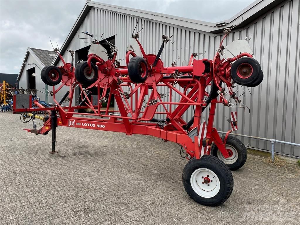 Lely Lotus 900 River og høvendere