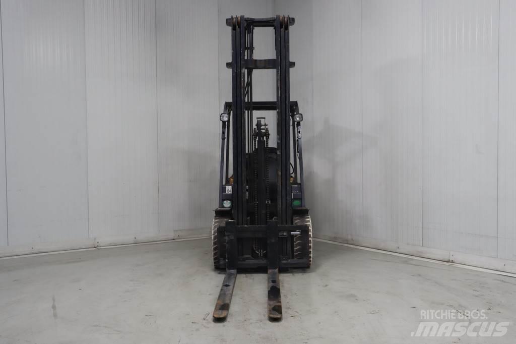 TCM FG30T3 LPG gaffeltrucks