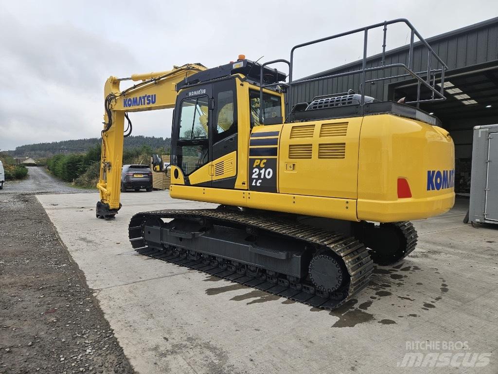Komatsu PC 210 LC-10 Gravemaskiner på larvebånd