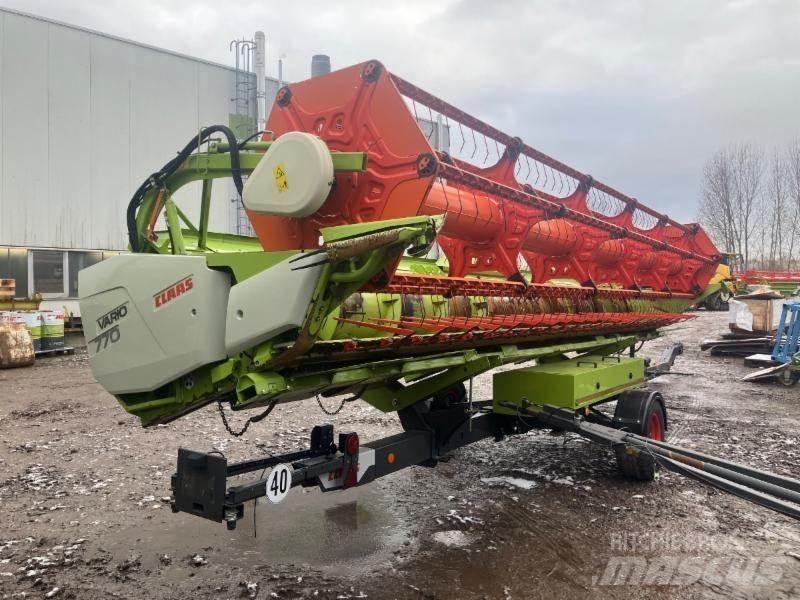 CLAAS LEXION 7400 Mejetærskere