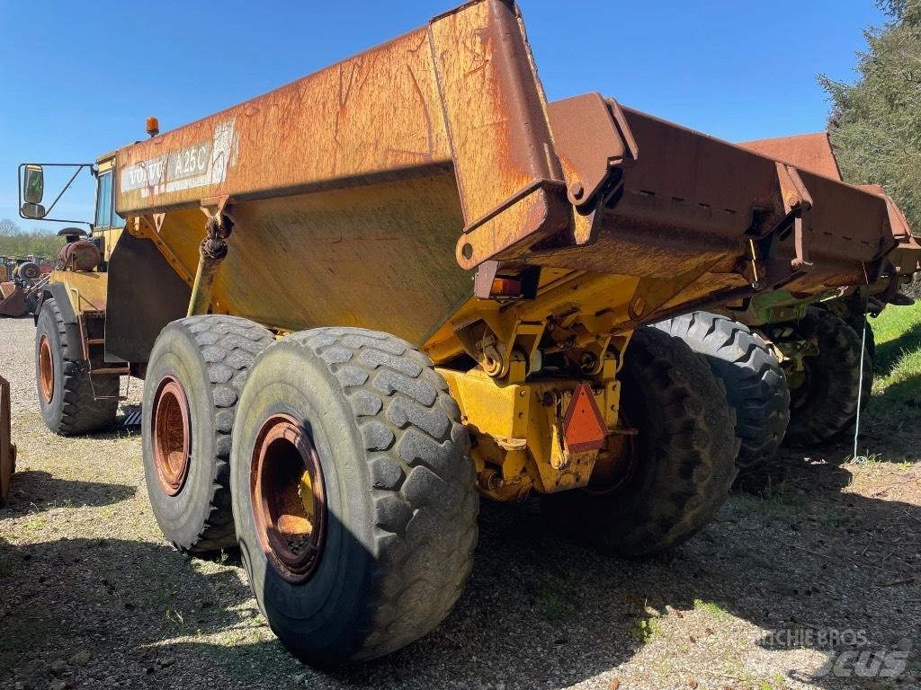 Volvo A25C Terrængående lastbiler