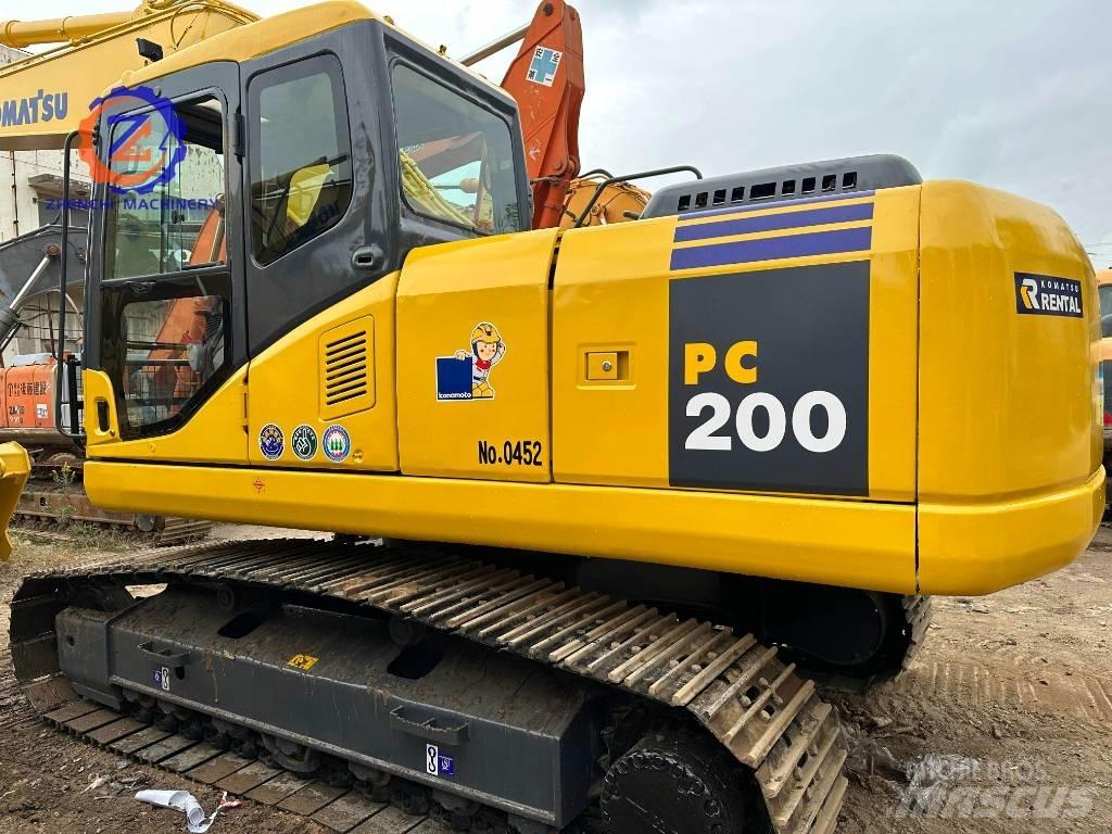 Komatsu PC 200-7 Gravemaskiner på larvebånd