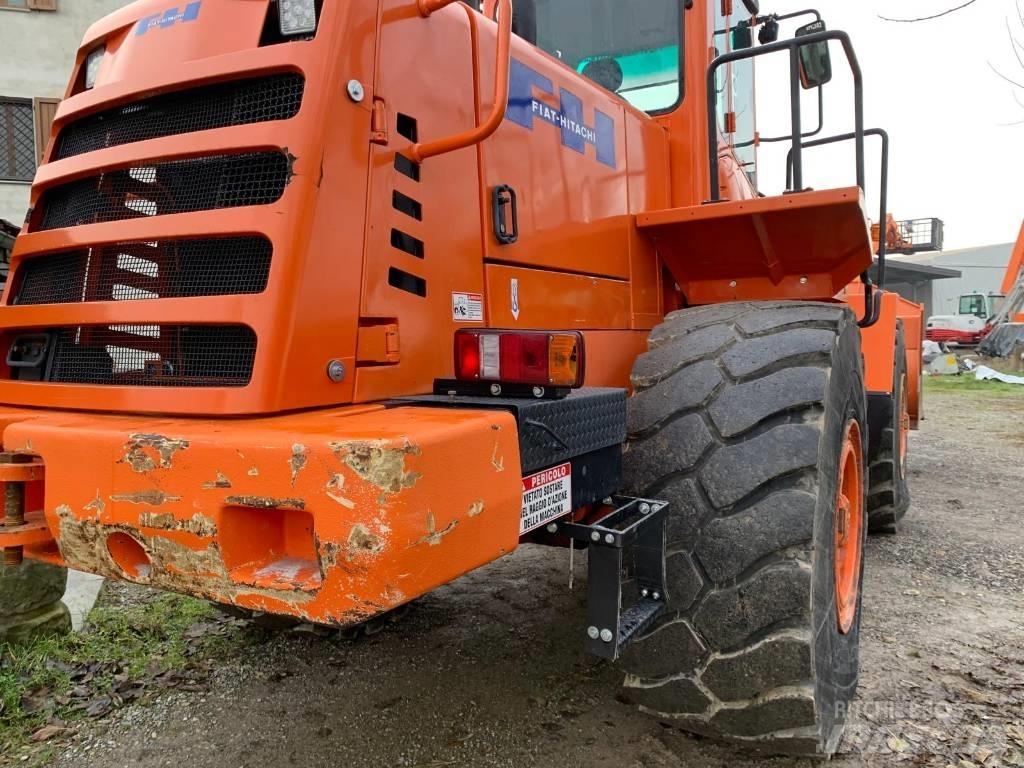 Fiat-Hitachi W230 Læssemaskiner på hjul