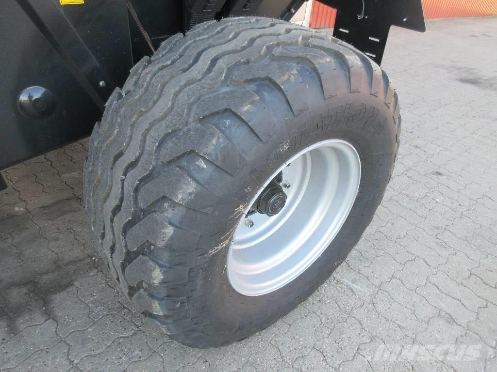 Case IH RB 465 Rundballe-pressere