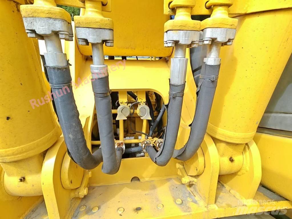 Komatsu PC 220-7 Gravemaskiner på larvebånd