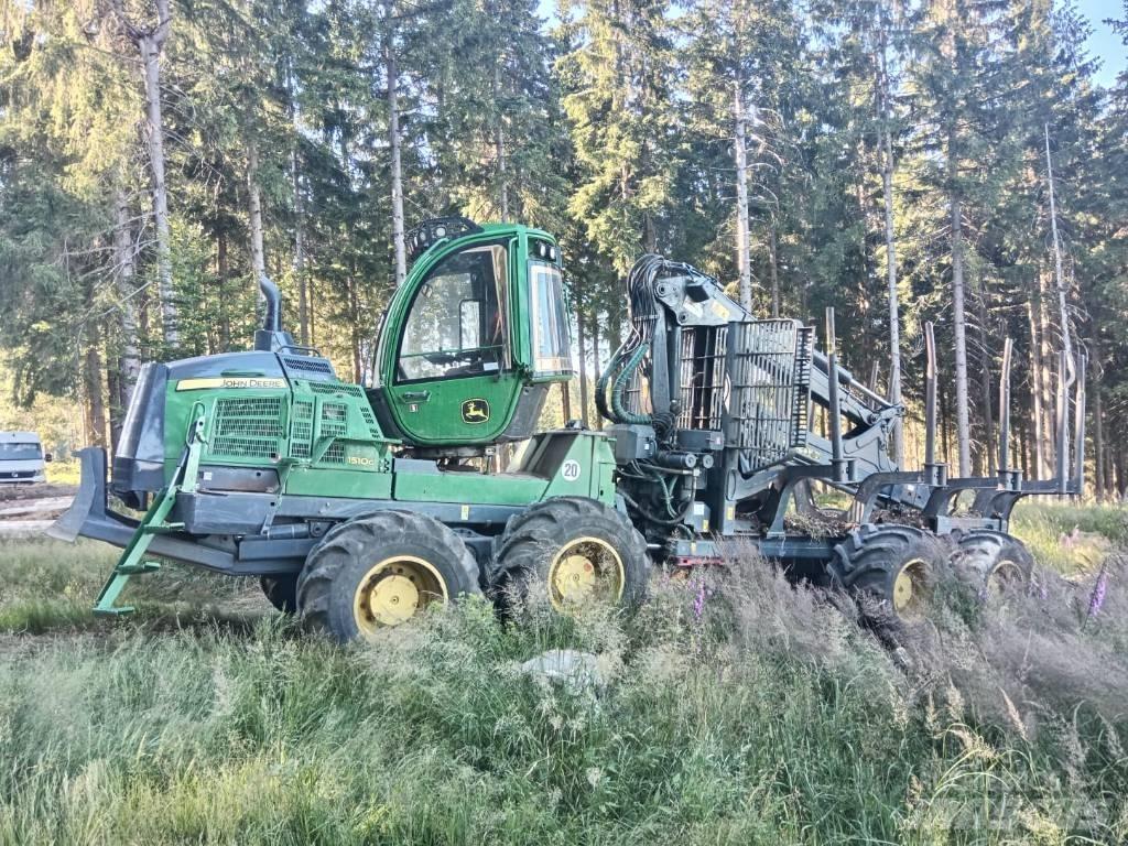 John Deere 1510 G Udkørselsmaskiner