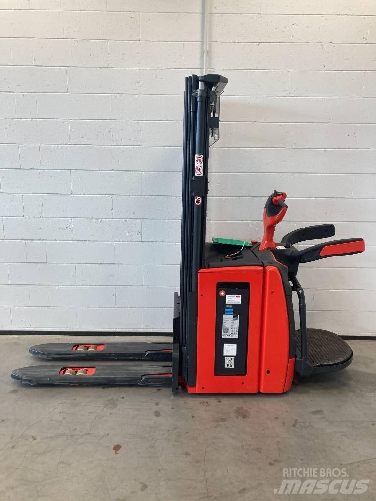 Linde L16AP/1173 Selvkørende stablere