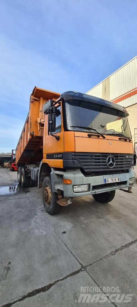 Mercedes-Benz 3340 Lastbiler med tip