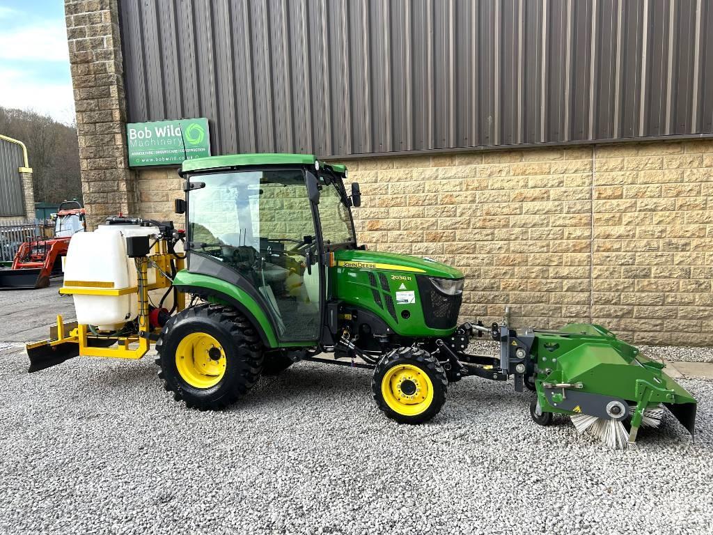 John Deere 2038R Kompakte traktorer
