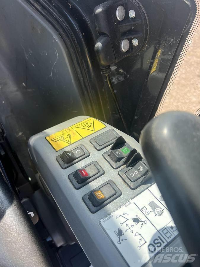 Doosan DX27Z Special gravemaskiner