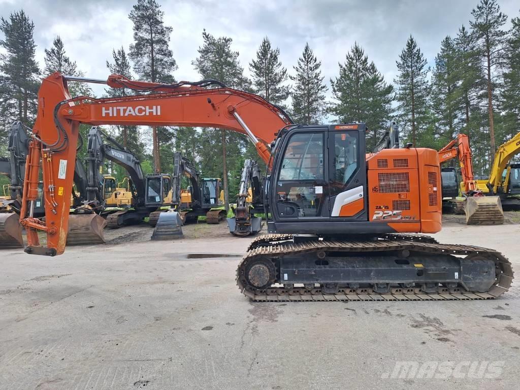 Hitachi ZX225USLC-7 Gravemaskiner på larvebånd