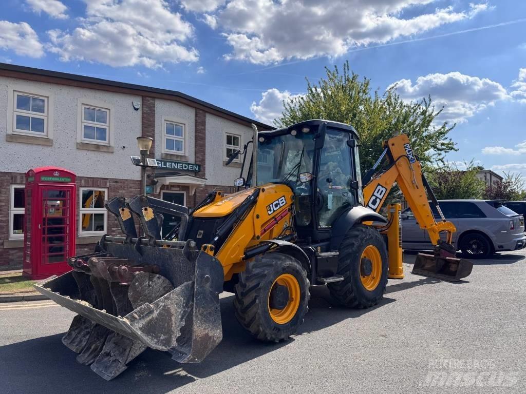JCB 3 CX Contractor Rendegravere