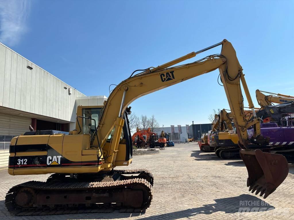 CAT 312 Gravemaskiner på larvebånd