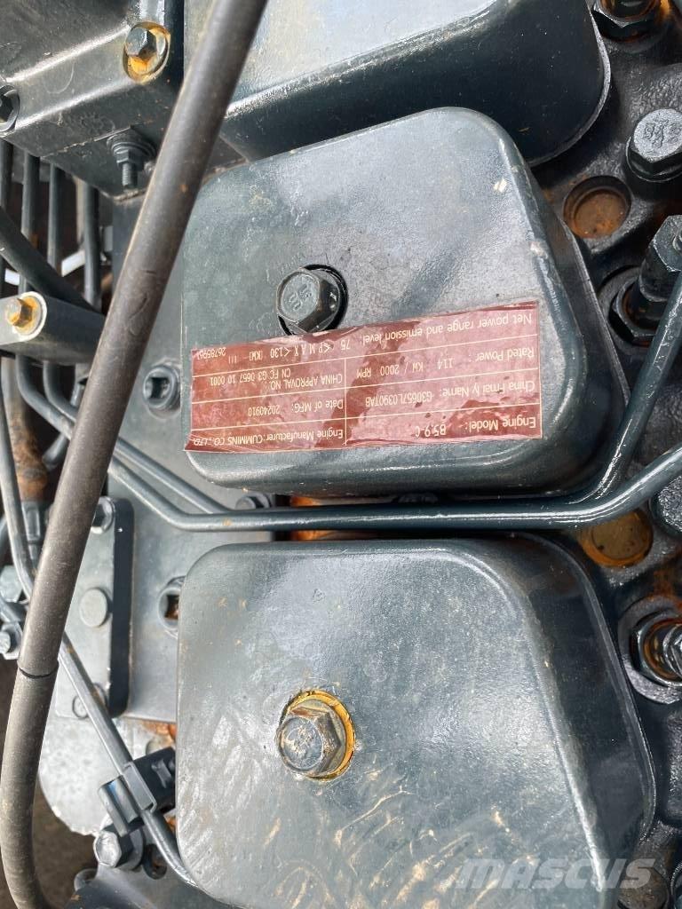 Hyundai 220LC-9S Gravemaskiner på larvebånd