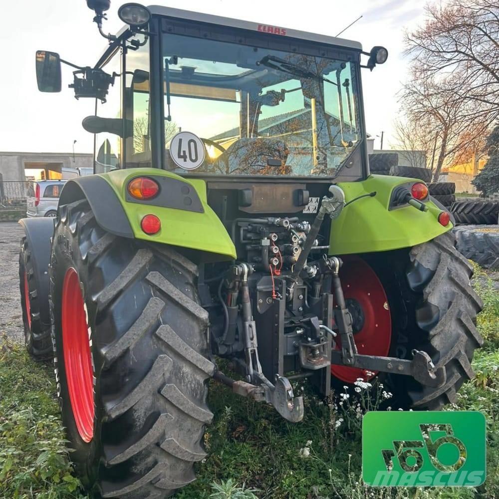 CLAAS Axos 320 Traktorer