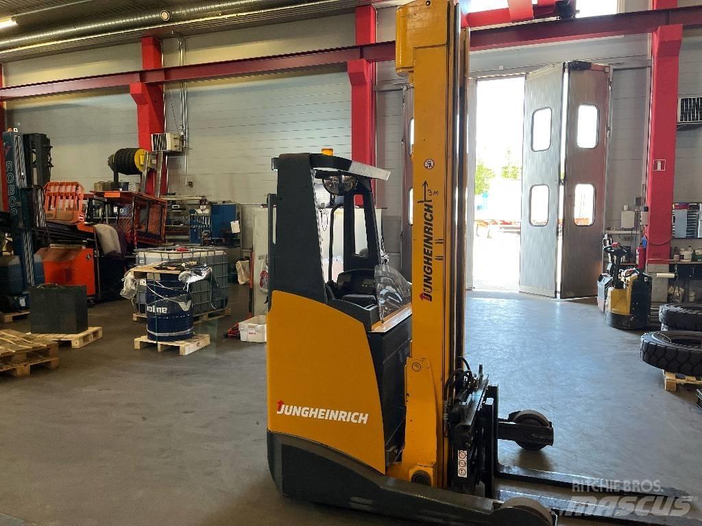 Jungheinrich ETV 216 Reachtruck