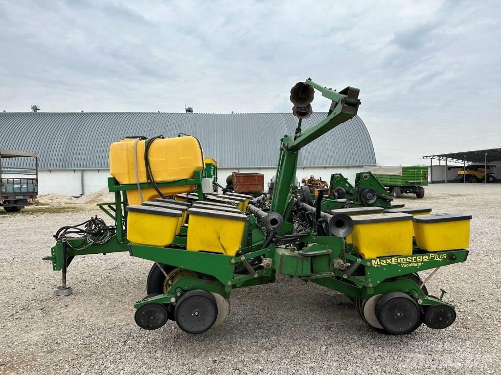 John Deere 1760 Plantemaskiner