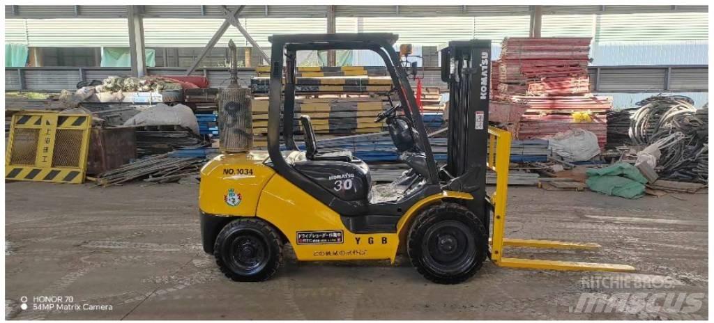 Komatsu FD 30 T-14 Diesel gaffeltrucks