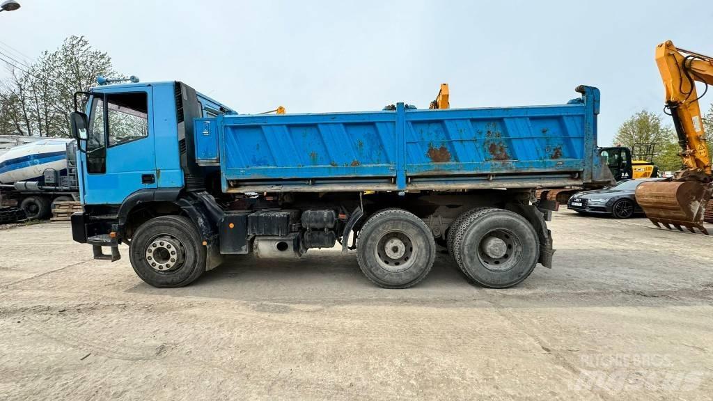 Iveco Magirus 260 Lastbiler med tip