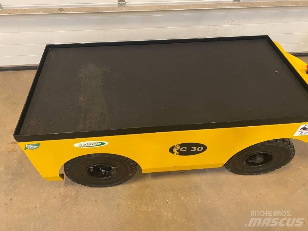 Bradshaw PC30 Bugsertruck