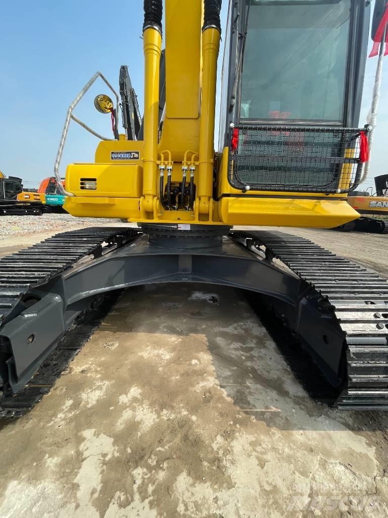 Komatsu PC 220-7 Gravemaskiner på larvebånd