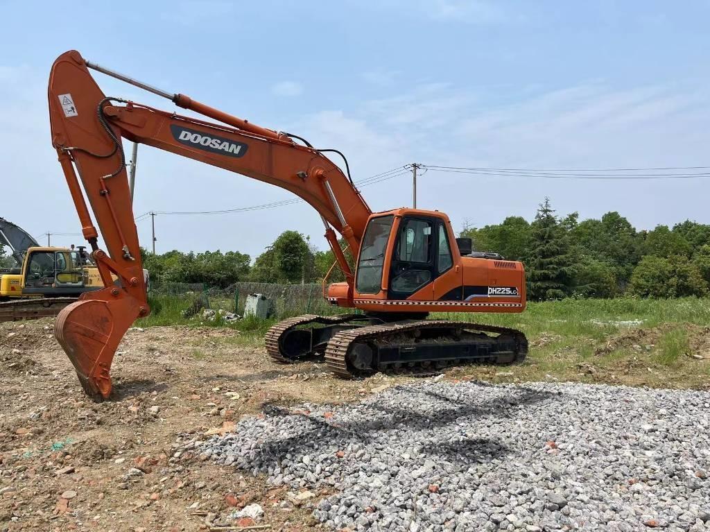 Doosan DH 300 Gravemaskiner på larvebånd