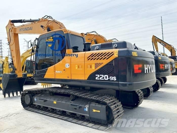 Hyundai R220LC-9S Gravemaskiner på larvebånd