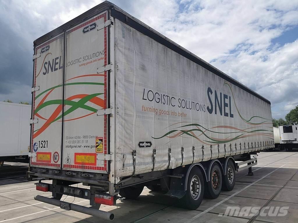 Van Hool A3C002 Semi-trailer med Gardinsider