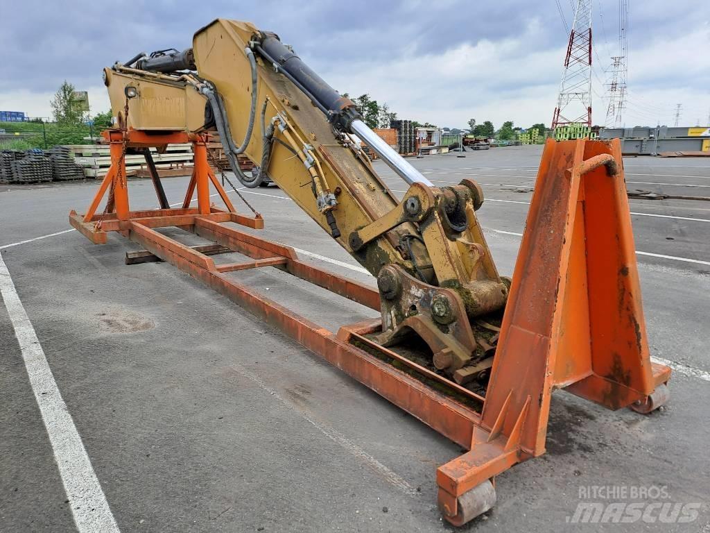 CAT 330DL UHD Nedbrydningsmaskiner