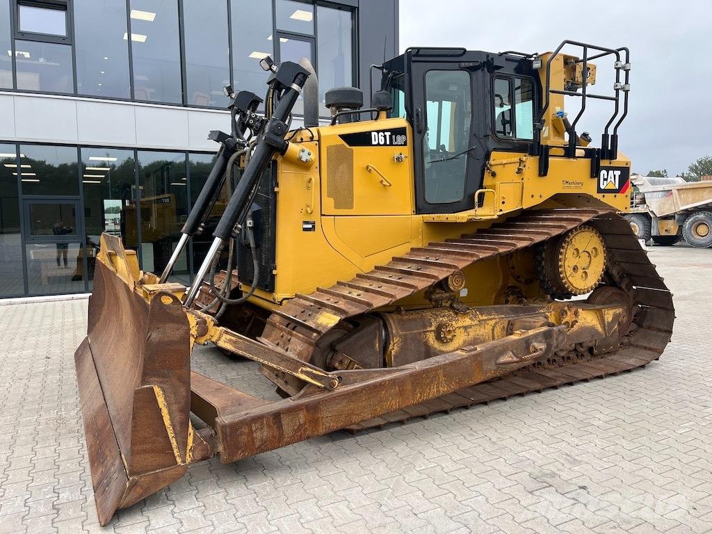 CAT D 6 T LGP Bulldozer på larvebånd