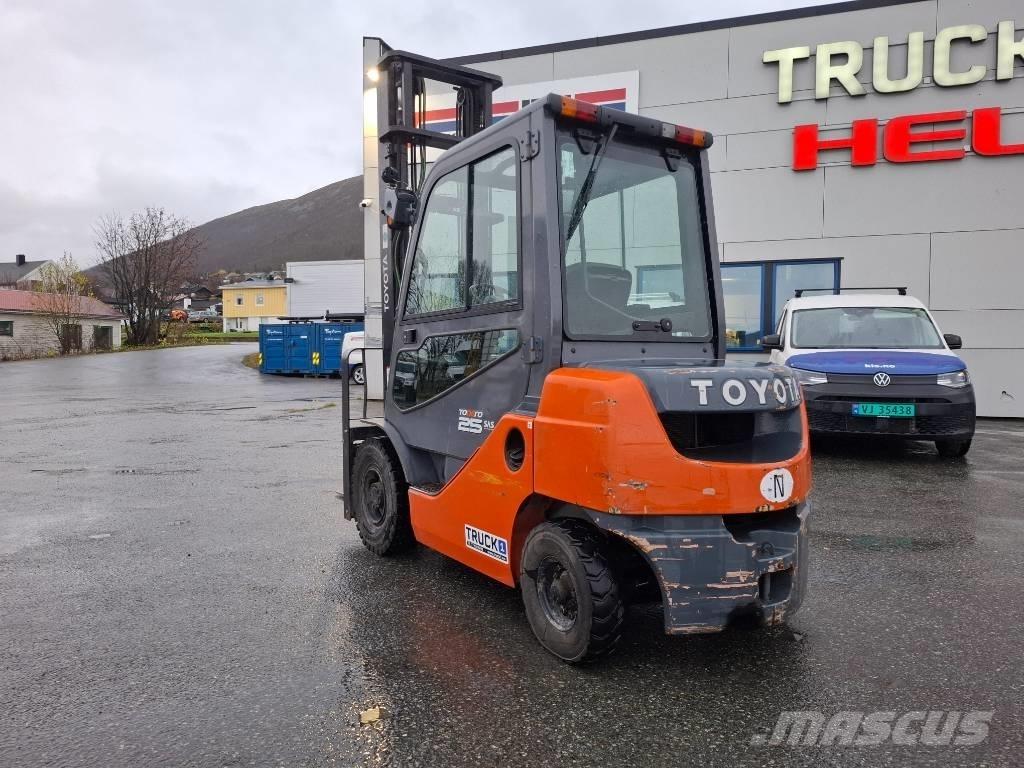 Toyota 02-8FDF25 Diesel gaffeltrucks