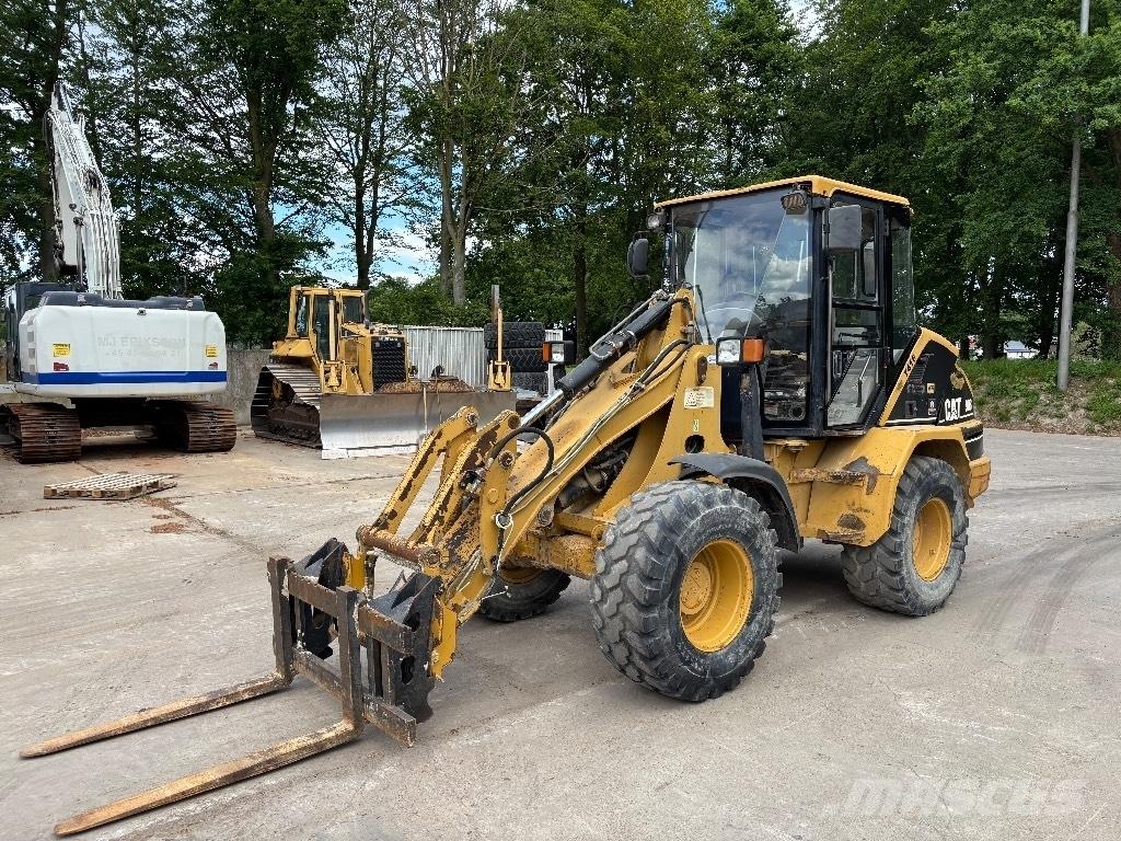 CAT 908 Læssemaskiner på hjul