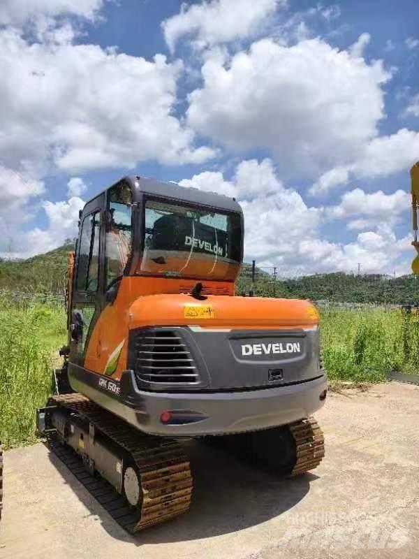 Doosan DX 60E Midi-gravemaskiner 7t - 12t