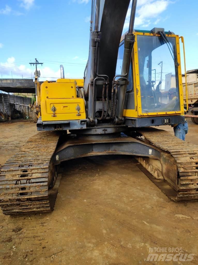 Volvo EC 210 B Gravemaskiner på larvebånd