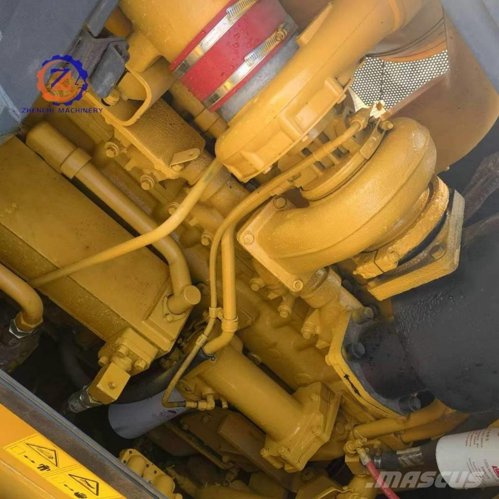 Shantui SD 22 Bulldozer på larvebånd